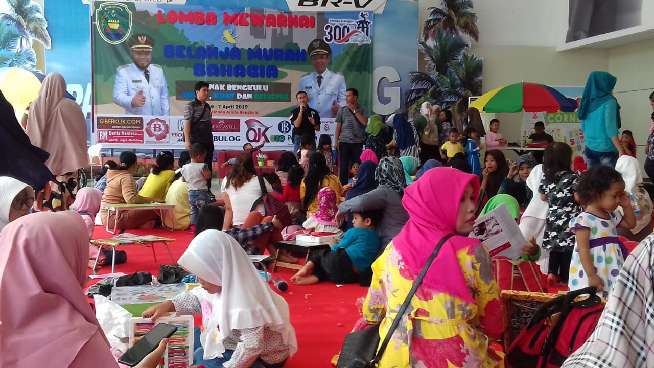 Insert content P2M BNN Kota bengkulu pada kegiatan Lomba Mewarnai Anak Bengkulu Hebat Kuat dan Religius Insert content P2M BNN Kota bengkulu pada kegiatan Lomba Mewarnai Anak Bengkulu Hebat Kuat dan Religius