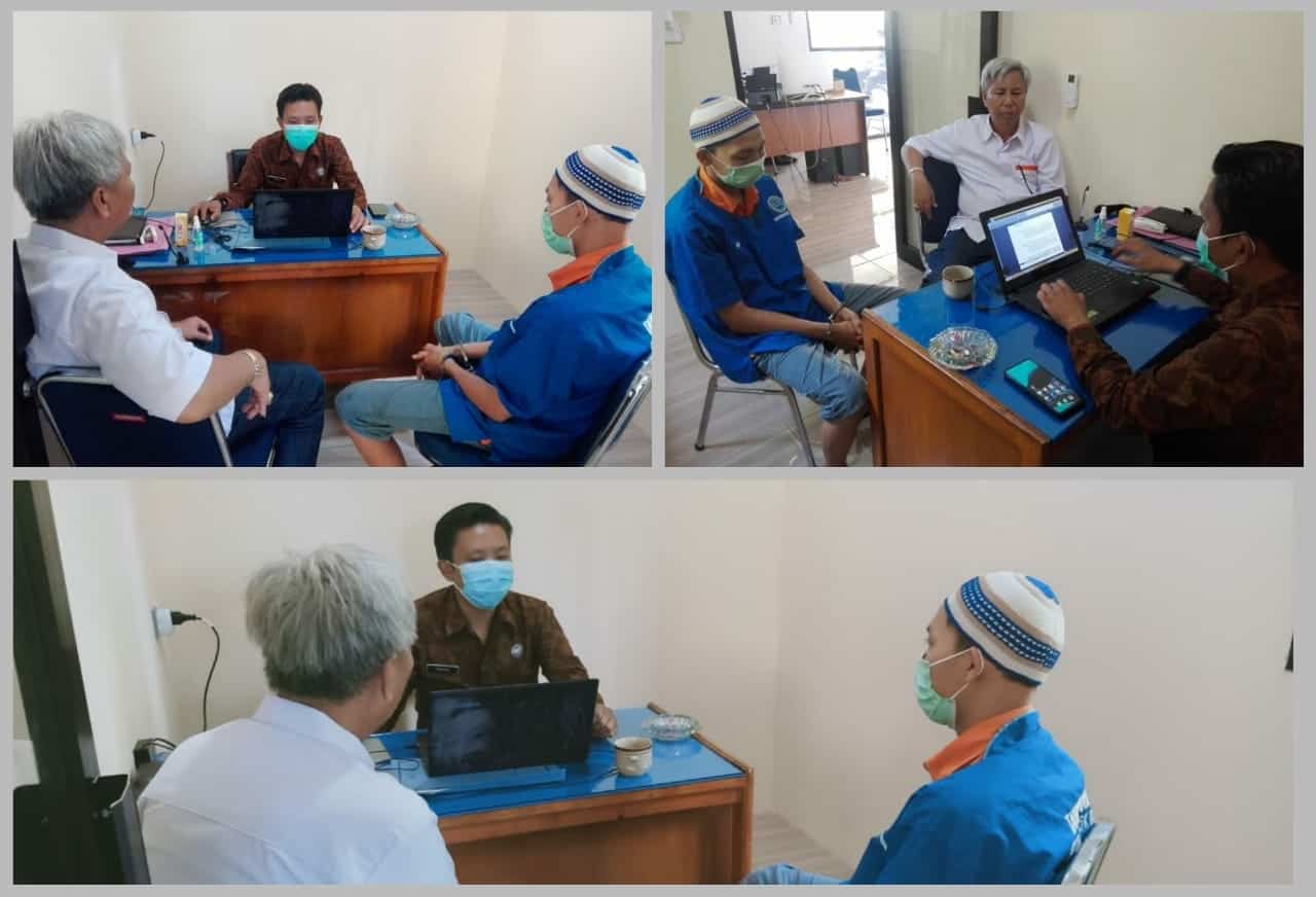 BAP Lanjutan Tersangka Rumansyah di Ruang Penyidikan Seksi Pemberantasan BNN Kota bengkulu BAP Lanjutan Tersangka Rumansyah di Ruang Penyidikan Seksi Pemberantasan BNN Kota bengkulu