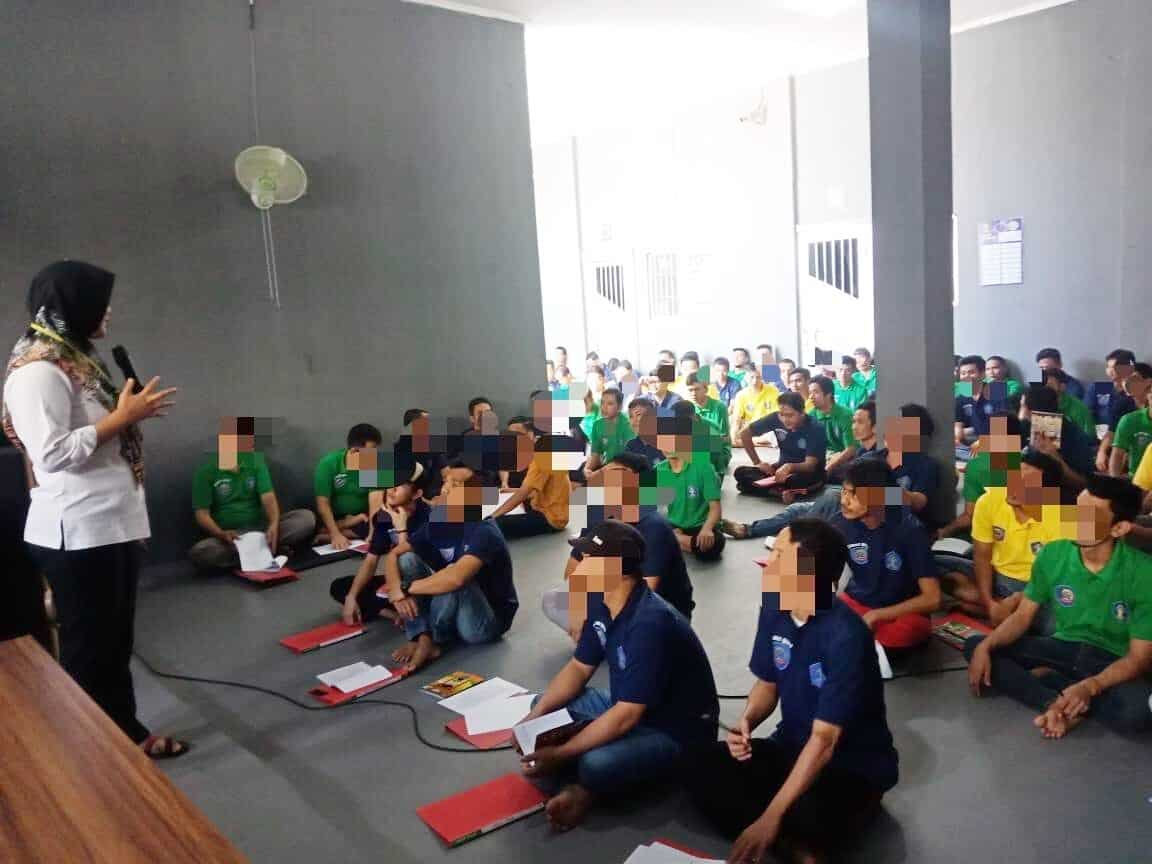 Tim Rehabilitasi BNN Kota Bengkulu Lakukan Layanan Rehabilitasi di Lapas Kelas IIA Bentiring Kota Bengkulu Tim Rehabilitasi BNN Kota Bengkulu Lakukan Layanan Rehabilitasi di Lapas Kelas IIA Bentiring Kota Bengkulu