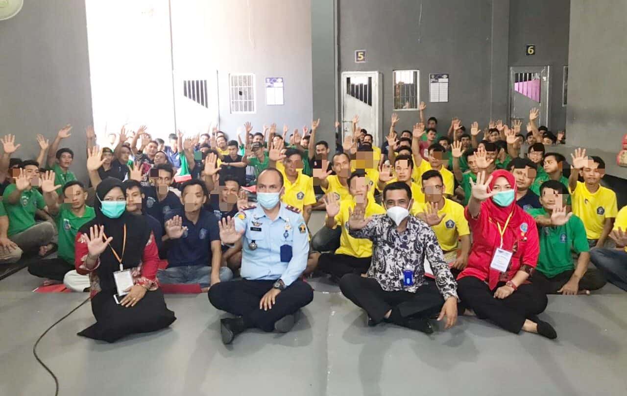Rabu Pagi Tim Rehabilitasi Bersama Kepala Bnn Kota Bengkulu Melakukan Layanan Rehabilitasi Bagi Warga Binaan Kelas II Bentiring Kota Bengkulu Yang Diikuti Oleh 114 Orang Warga Binaan Rabu Pagi Tim Rehabilitasi Bersama Kepala Bnn Kota Bengkulu Melakukan Layanan Rehabilitasi Bagi Warga Binaan Kelas Ii Bentiring Kota Bengkulu Yang Diikuti Oleh 114 Orang Warga Binaan