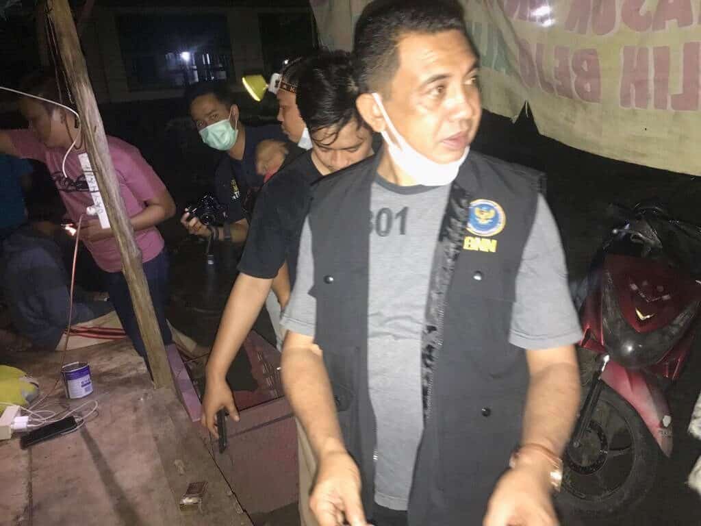 Kepala BNN Kota Bengkulu Bersama Tim Pemberantasan Melakukan Penguatan Kelurahan Bersinar(Bersih dari Narkoba) Dengan Melakukan Penyisiran Di Wilayah Kelurahan Padang Serai Kota bengkulu Kepala BNN Kota Bengkulu Bersama Tim Pemberantasan Melakukan Penguatan Kelurahan Bersinar(Bersih dari Narkoba) Dengan Melakukan Penyisiran Di Wilayah Kelurahan Padang Serai Kota bengkulu