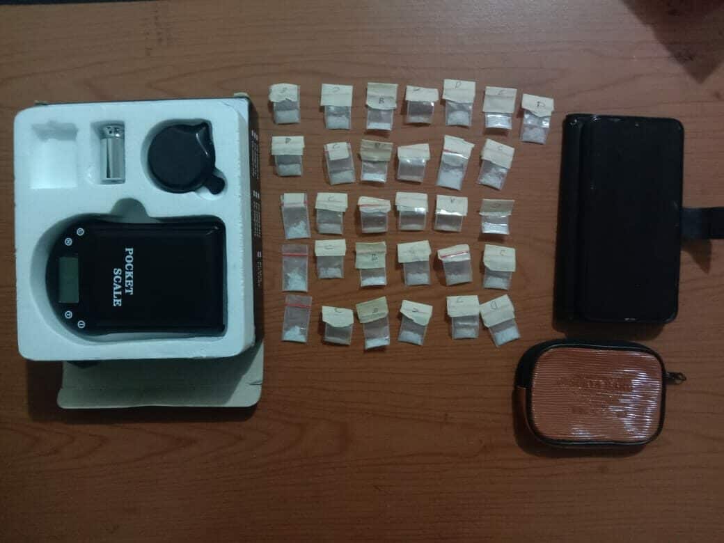 Pengedar Shabu Bersama 31 Paket Shabu Dibekuk Tim Brantas BNN Kota Bengkulu Pengedar Shabu Bersama 31 Paket Shabu Dibekuk Tim Brantas BNN Kota Bengkulu