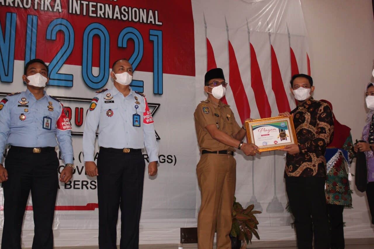 BNN Kota Bengkulu Peringati Hari Anti Narkotika Internasional Di Aula Adeeva Hotel & Convention BNN Kota Bengkulu Peringati Hari Anti Narkotika Internasional Di Aula Adeeva Hotel & Convention