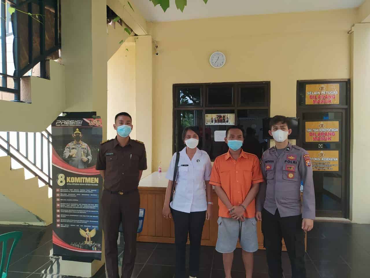 Berkas Perkara P-21, Penyidik BNN Kota Bengkulu serahkan tersangka kasus tindak pidana narkotika atas kepemilikan 31 paket shabu kepada Jaksa Penuntut Umum Kejaksaan Negeri Bengkulu
