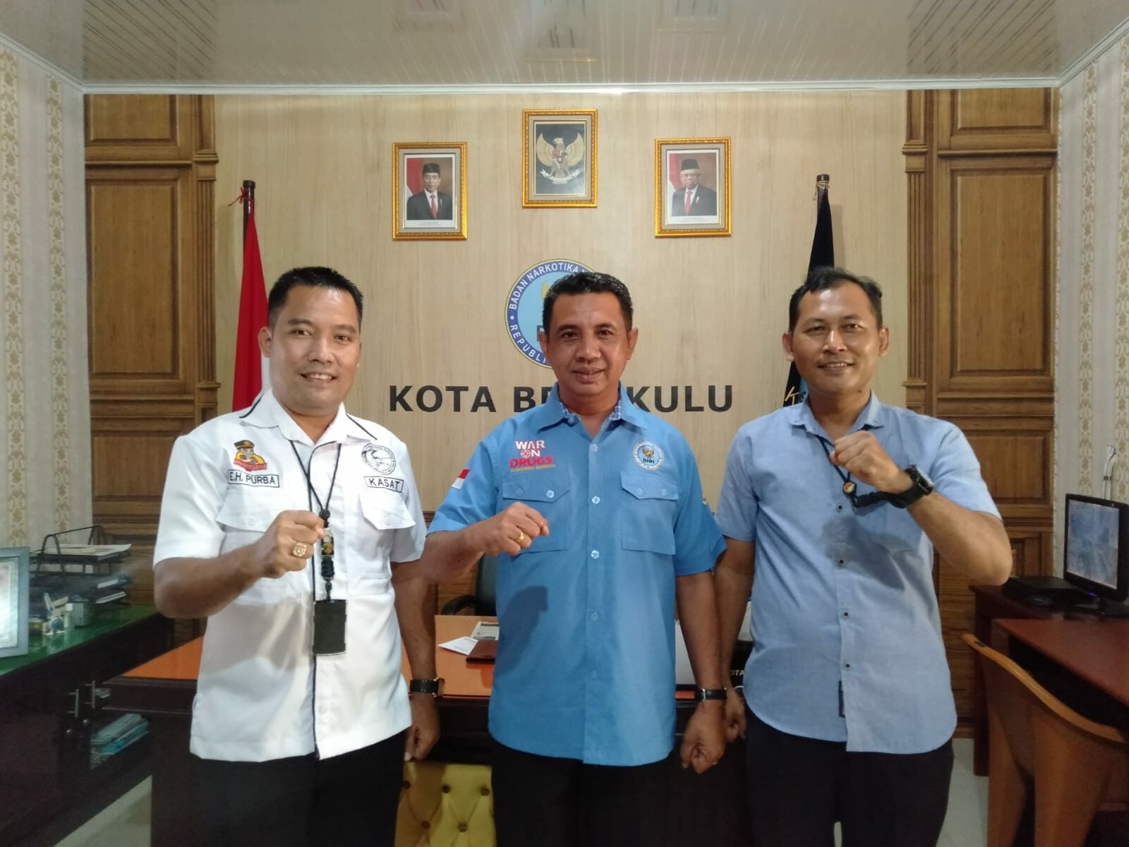 Kepala BNN Kota Bengkulu Terima Kunjungan Kasat Narkoba Polres Bengkulu Di Ruang Kerjanya Kepala BNN Kota Bengkulu Terima Kunjungan Kasat Narkoba Polres Bengkulu Di Ruang Kerjanya