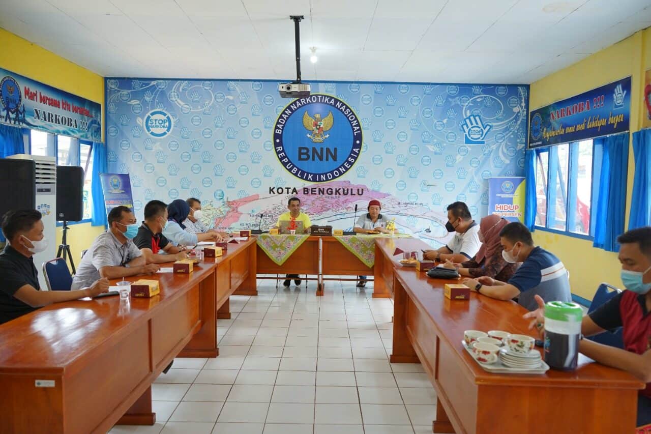 Tim Asesmen Terpadu BNN Kota Bengkulu Gelar Asesmen Dan Case Confrence Terhadap Tersangka Penyalahguna Narkotika Golongan I Jenis Shabu