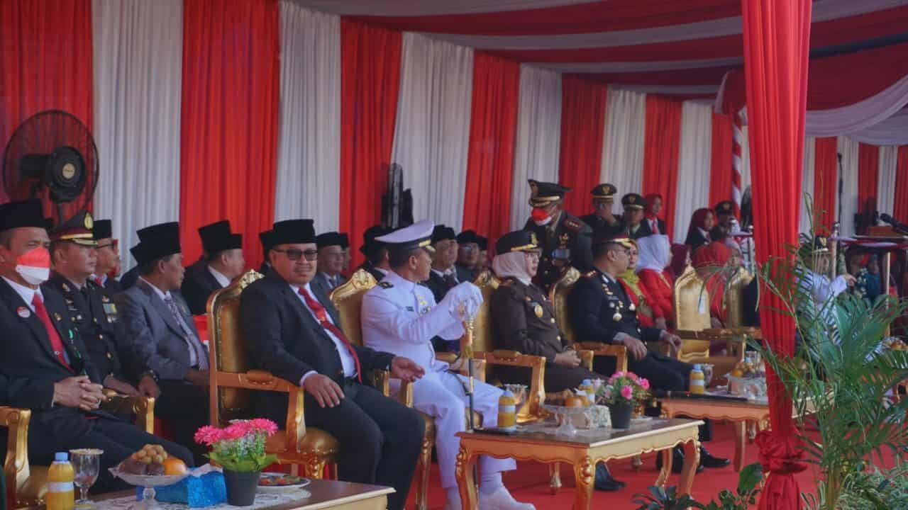 Kepala BNN Kota Bengkulu Mengikuti Upacara HUT RI Ke-77 Di Halaman Kantor Walikota Bengkulu Kepala BNN Kota Bengkulu Mengikuti Upacara HUT RI Ke-77 Di Halaman Kantor Walikota Bengkulu