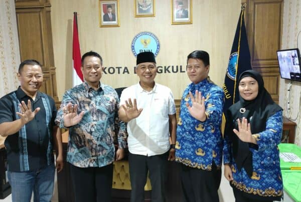 Kunjungan Kerja Rektor Universitas Prof. Dr. Hazairin, SH Bengkulu